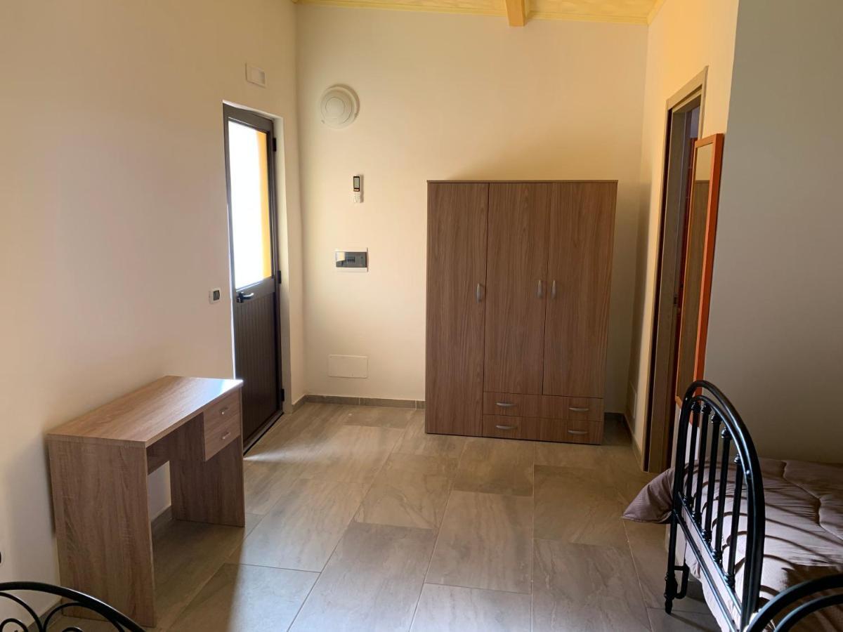 Casa Acito Bed and Breakfast Stornara Eksteriør billede