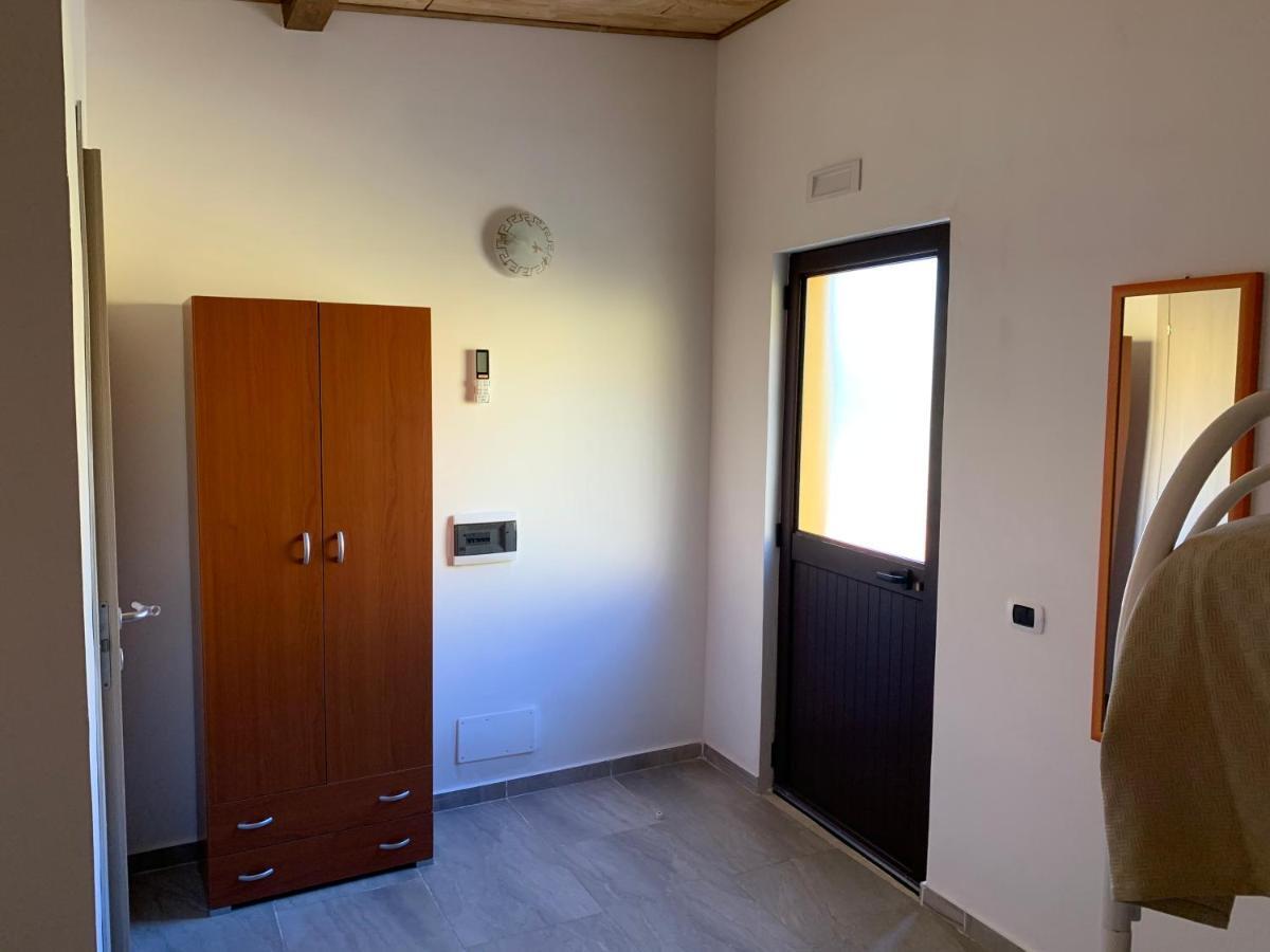 Casa Acito Bed and Breakfast Stornara Eksteriør billede