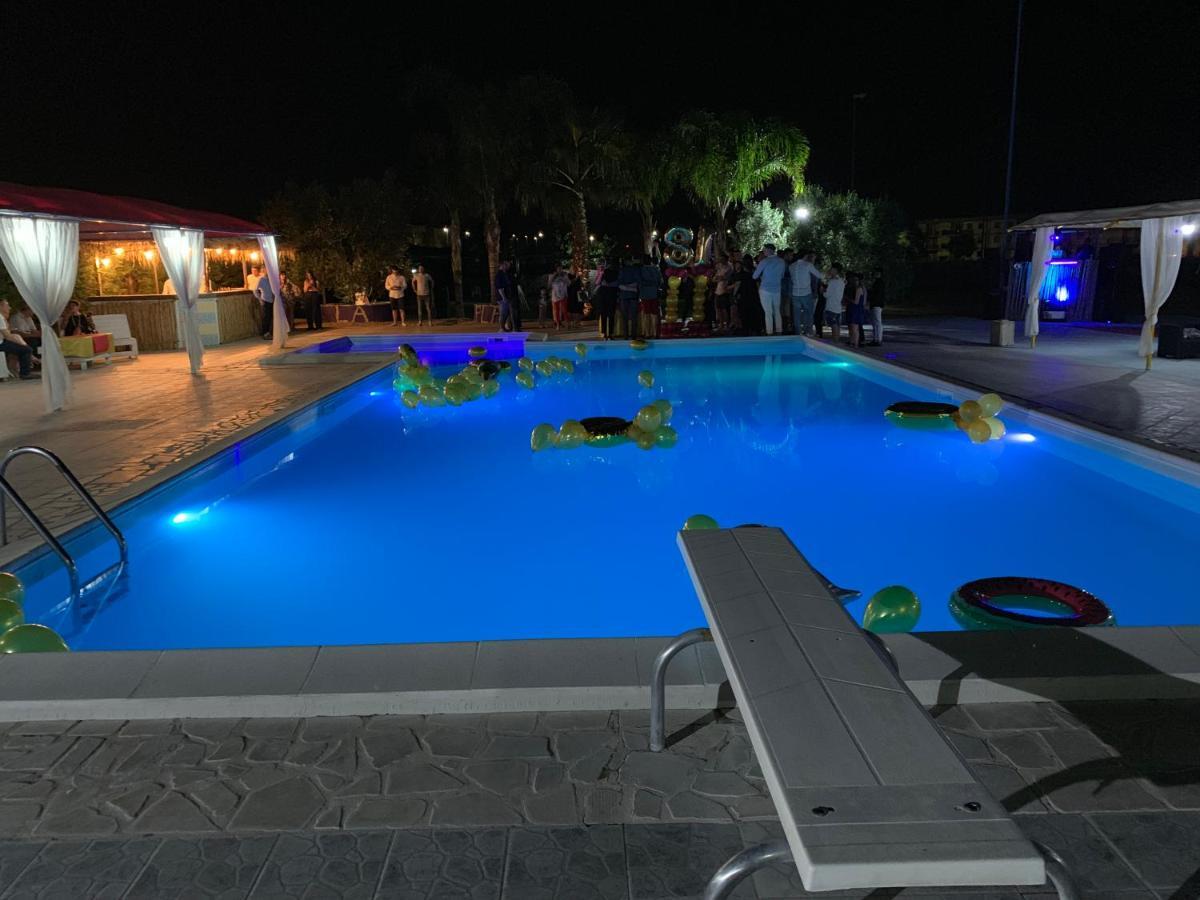 Casa Acito Bed and Breakfast Stornara Eksteriør billede